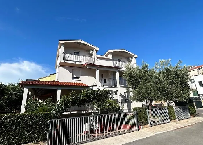 Lipa Apartman