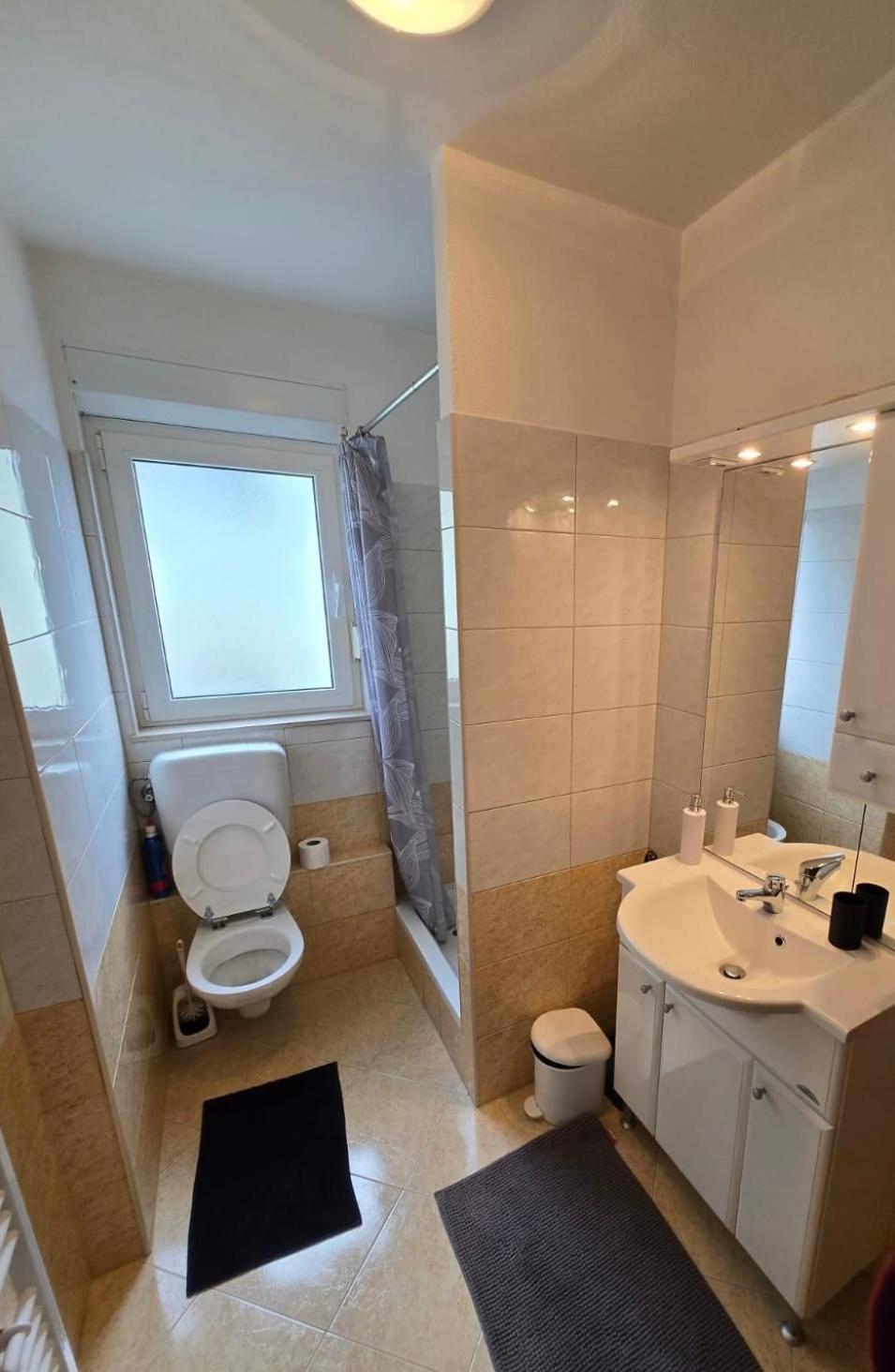 Lipa Apartmán *